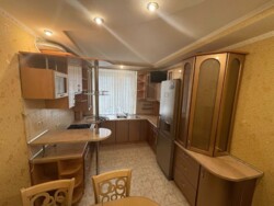 Продаж затишної 4-к квартири фото 17 Продаж затишної 4-к квартири фото 17