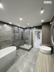 Продаж 3к квартири 120 кв. м на вул. В'ячеслава Чорновола фото 19 Продаж 3к квартири 120 кв. м на вул. В'ячеслава Чорновола фото 19