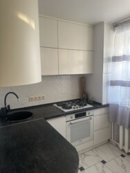 Продаж 2-кімнатної квартири фото 4 Продаж 2-кімнатної квартири фото 4