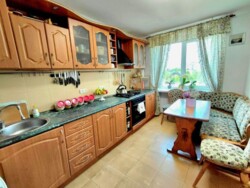Продається 4-кімнатна квартира фото 8 Продається 4-кімнатна квартира фото 8