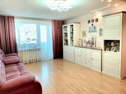 Продається 4-кімнатна квартира фото 1 Продається 4-кімнатна квартира фото 1