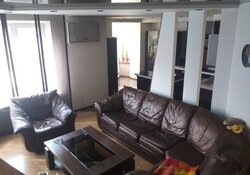 ������ 4� �������� 156.2 ��. � �� ���. ������ 28 ���� 9