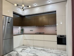 Продаж 3-кімнатної квартири 124,2м2 район Поділля, вул. Гн.Гандзюка, 2 фото 3 Продаж 3-кімнатної квартири 124,2м2 район Поділля, вул. Гн.Гандзюка, 2 фото 3