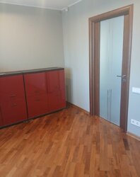 Продаж 3к квартири 100 кв. м фото 1 Продаж 3к квартири 100 кв. м фото 1