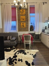 Квартира в центрі міста. Окремий вхід, автономне опалення. фото 1 Квартира в центрі міста. Окремий вхід, автономне опалення. фото 1