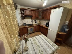 ������ 3� �������� 69.7 ��. � �� ���. ���������, 52 ���� 15