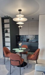 Продам 1 кватиру в ЖК: Академічний фото 1 Продам 1 кватиру в ЖК: Академічний фото 1