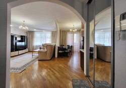 Продаж 3к квартири 88 кв. м фото 1 Продаж 3к квартири 88 кв. м фото 1