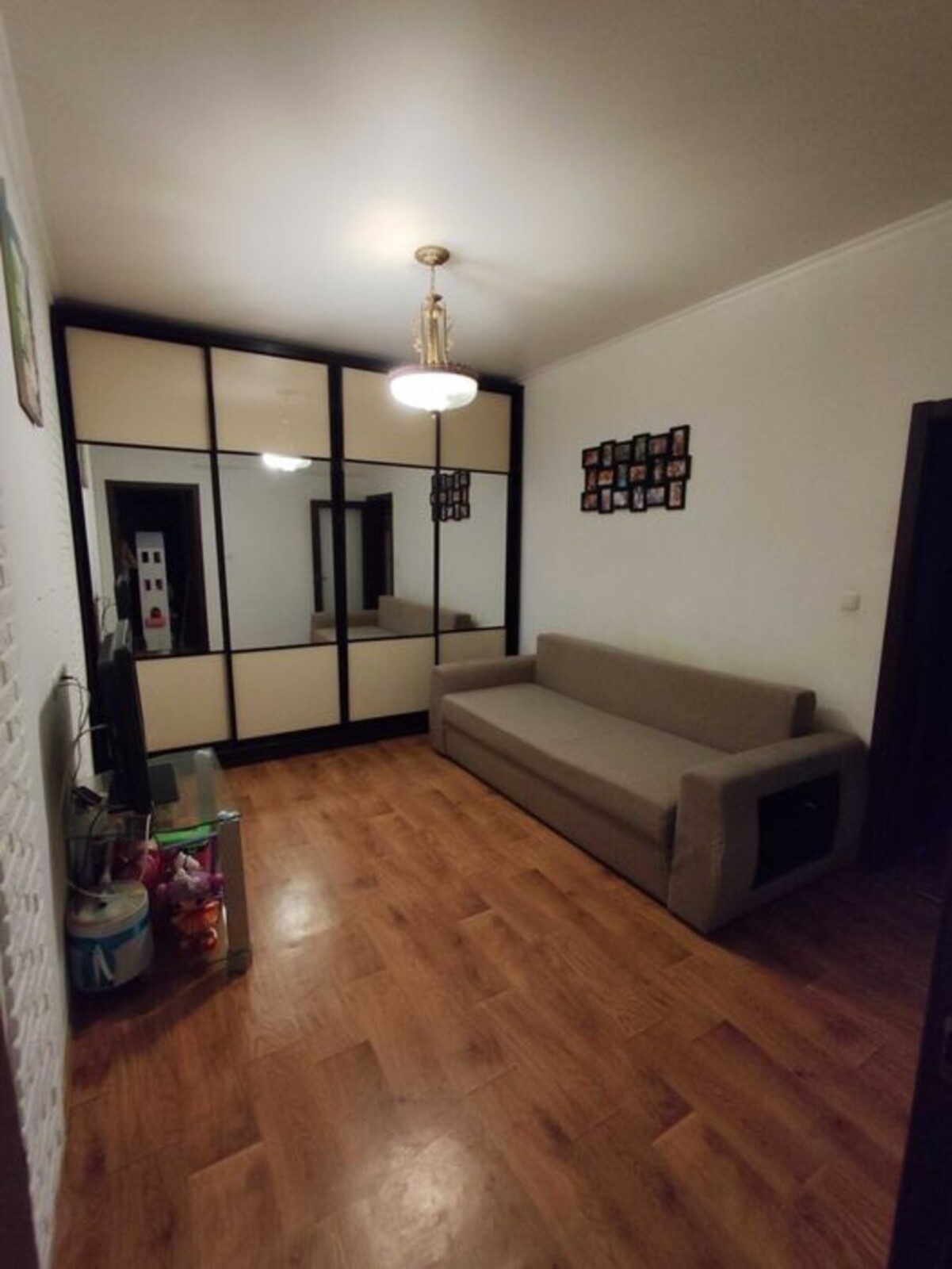 Продаж 2 кімнатної квартири на Павлівці поблизу м.Наукова. фото 1 Продаж 2 кімнатної квартири на Павлівці поблизу м.Наукова. фото 1