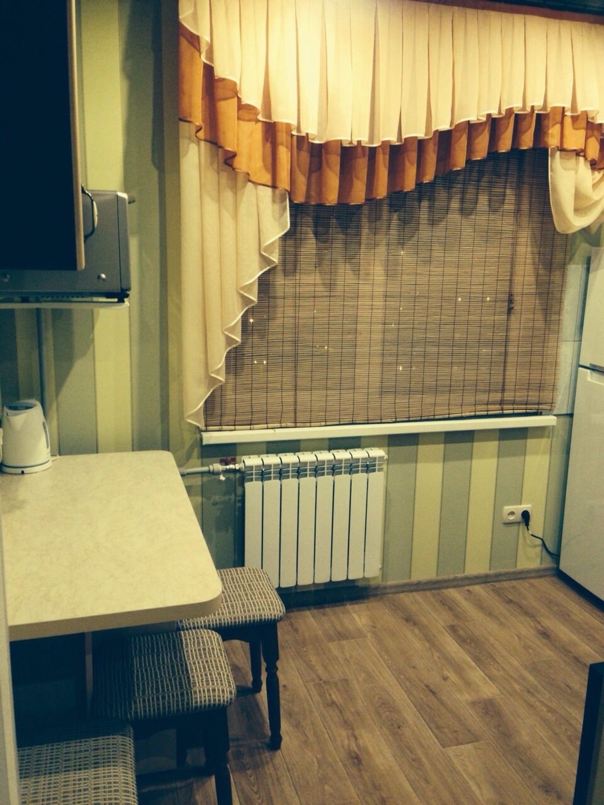 Продаж 1 кімнатна метро Олексіївська фото 1 Продаж 1 кімнатна метро Олексіївська фото 1