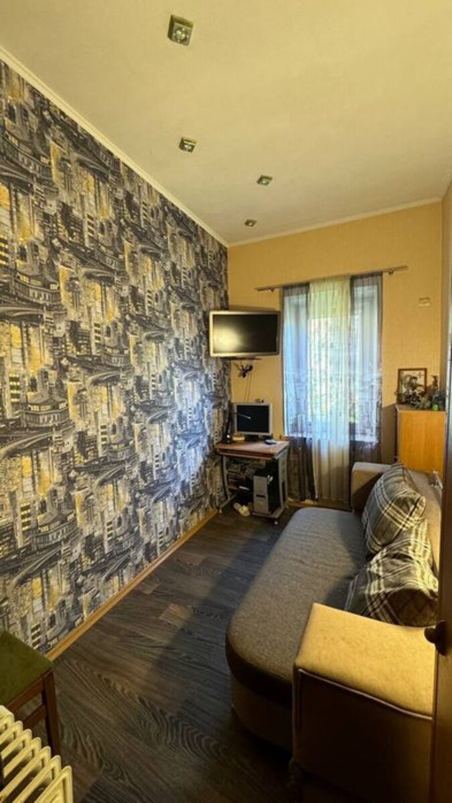 Продаж 1кіімнатної кв.,вул.Чоботарська/Ц.ринок фото 1 Продаж 1кіімнатної кв.,вул.Чоботарська/Ц.ринок фото 1