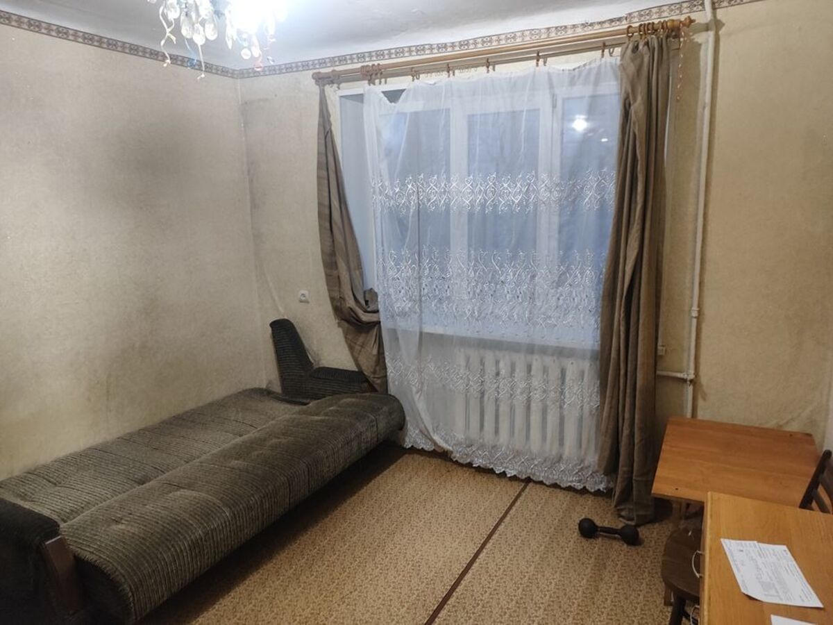 Продаж 1 кімнатна квартира Одеська фото 1 Продаж 1 кімнатна квартира Одеська фото 1