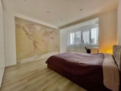 Продаж 1-кімнатної квартири Захисників України фото 2 Продаж 1-кімнатної квартири Захисників України фото 2