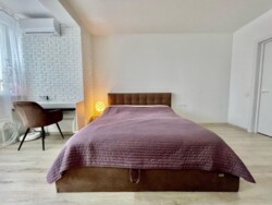 Продаж 1-кімнатної квартири Захисників України фото 1 Продаж 1-кімнатної квартири Захисників України фото 1