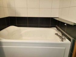 Продаж 3-кімнатної квартири на Павловому Полі з авторським ремонтом поблизу станції метро 23 Серпня. фото 11 Продаж 3-кімнатної квартири на Павловому Полі з авторським ремонтом поблизу станції метро 23 Серпня. фото 11