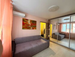 Продаж 1-кімнатної квартири на Одеській з новим дизайнерським ремонтом. фото 3 Продаж 1-кімнатної квартири на Одеській з новим дизайнерським ремонтом. фото 3