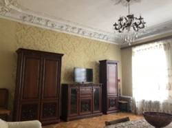 Продается 4 кімн.кварира біля Сінагоги фото 1 Продается 4 кімн.кварира біля Сінагоги фото 1