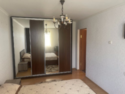 Продаж 2-кімнатної квартири 50 м² з ремонтом, індивідуальне опалення, Ярмолинці фото 4 Продаж 2-кімнатної квартири 50 м² з ремонтом, індивідуальне опалення, Ярмолинці фото 4