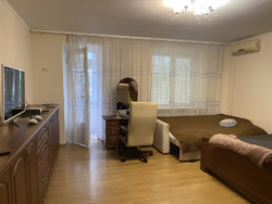 Простора квартира в самому центрі Кам’янця-Подільського! фото 8 Простора квартира в самому центрі Кам’янця-Подільського! фото 8