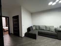 🏡 ПРОДАЖ 1,5-КІМНАТНОЇ КВАРТИРИ В УЖГОРОДІ | 58 м² | $89 900 фото 3 🏡 ПРОДАЖ 1,5-КІМНАТНОЇ КВАРТИРИ В УЖГОРОДІ | 58 м² | $89 900 фото 3