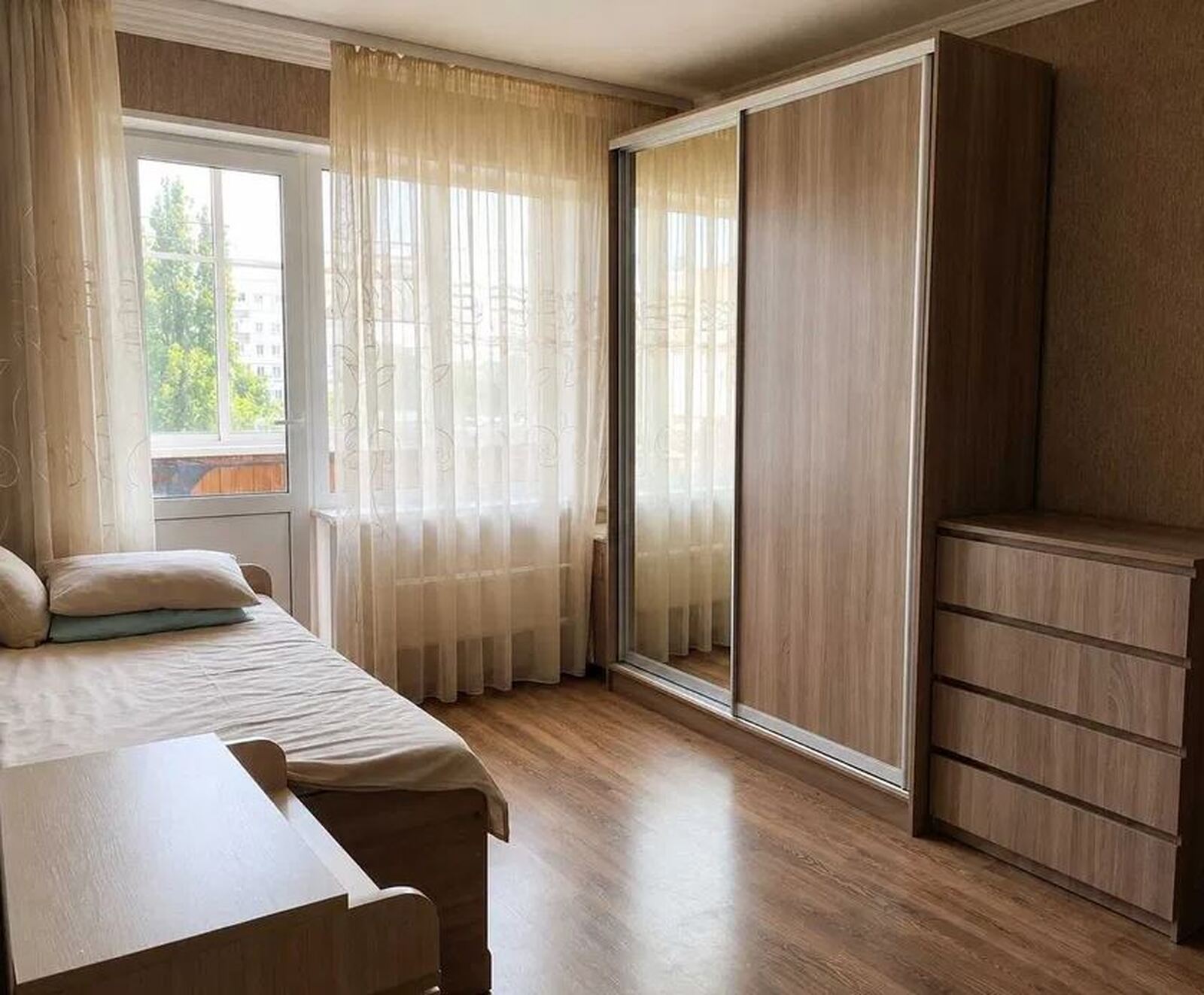 Продаж 1-ної квартири, р-н Клініки. фото 1 Продаж 1-ної квартири, р-н Клініки. фото 1