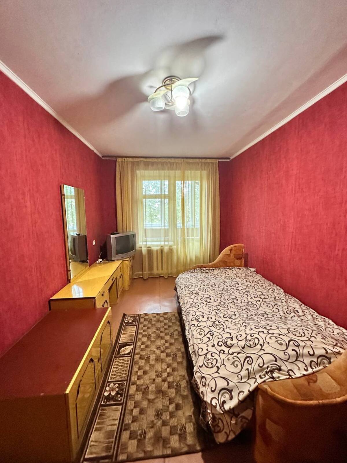 Продаж 2-ної квартири, ДНС фото 1 Продаж 2-ної квартири, ДНС фото 1