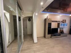 Продаж затишної 3-ної квартири на масиві Незалежності (Леваневського) фото 5 Продаж затишної 3-ної квартири на масиві Незалежності (Леваневського) фото 5