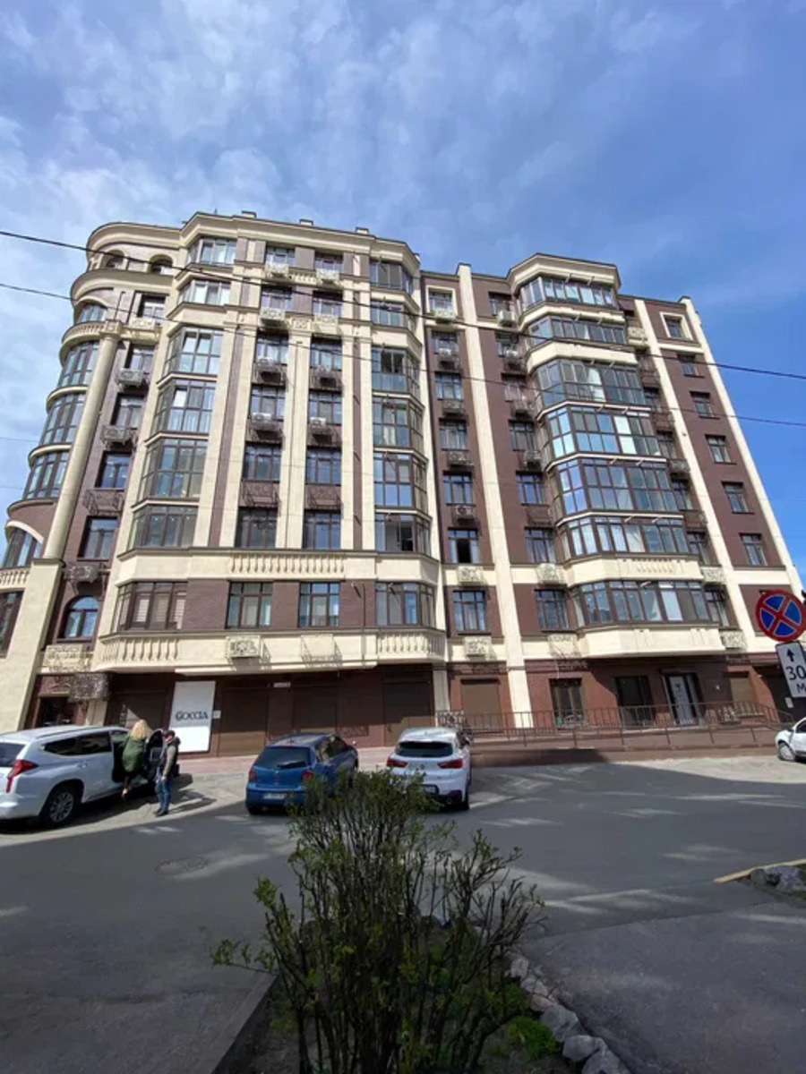 Продаж елітної квартири в Центральній частині міста код № 213-110-612 фото 1 Продаж елітної квартири в Центральній частині міста код № 213-110-612 фото 1