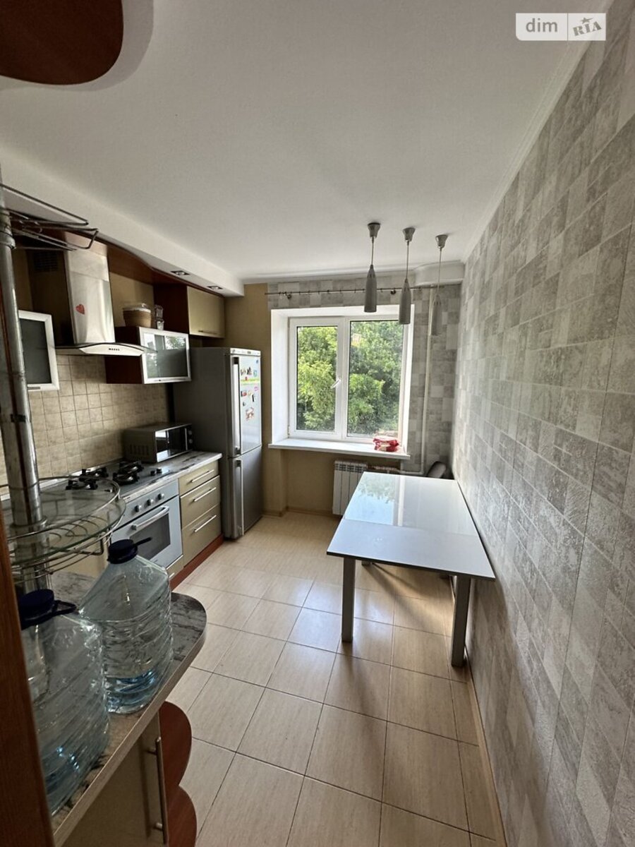 Продаж 3 кімнатної квартири в Центрі фото 1 Продаж 3 кімнатної квартири в Центрі фото 1