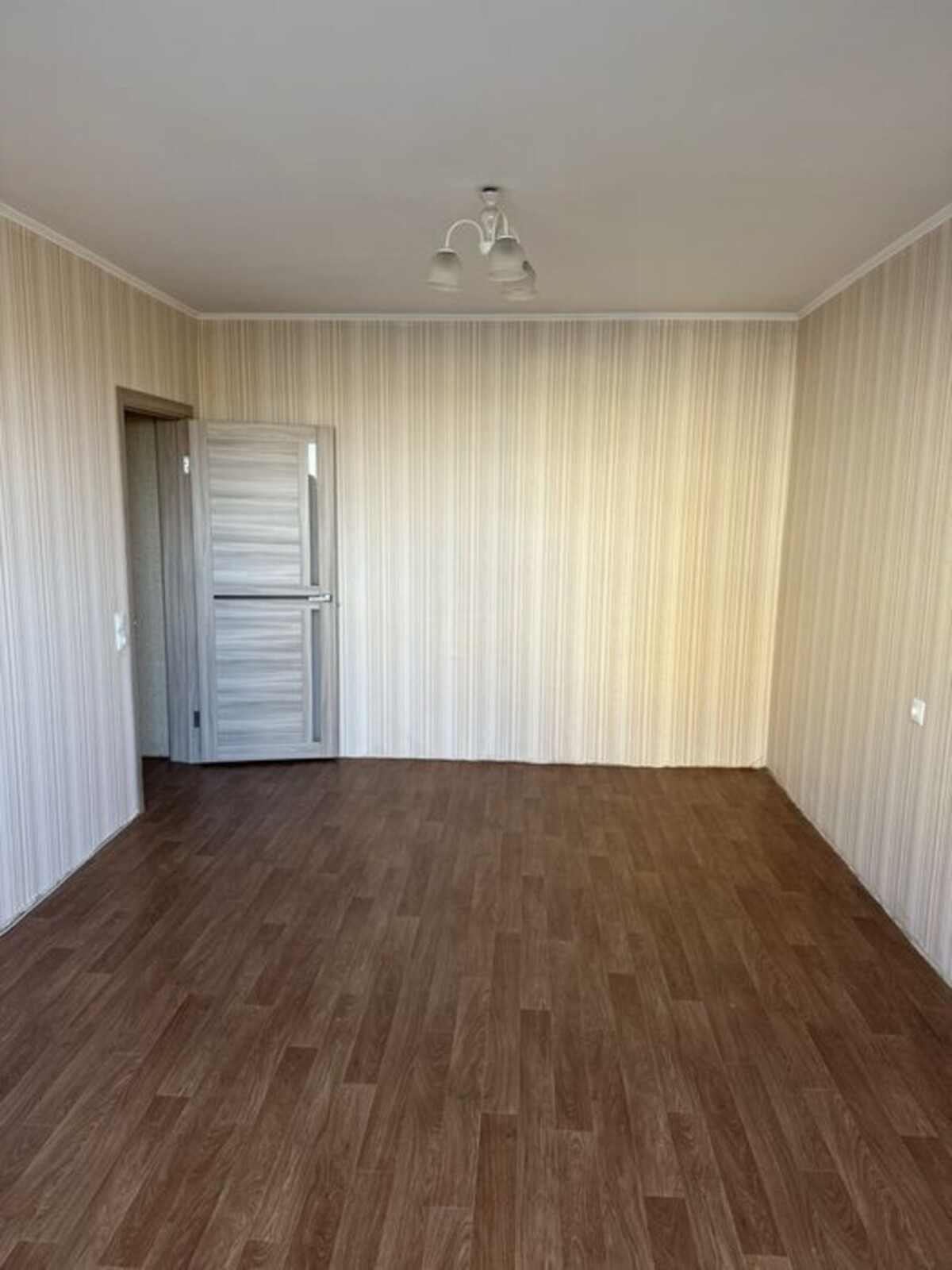 Продається простора двокімнатна квартира № 213-124-035 фото 1 Продається простора двокімнатна квартира № 213-124-035 фото 1