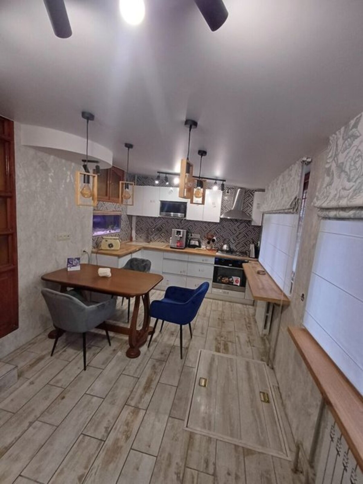 Продам 3-кімн.квартиру . 1 поверх. Р-н Конкорда. код № 213-065-090 фото 1 Продам 3-кімн.квартиру . 1 поверх. Р-н Конкорда. код № 213-065-090 фото 1