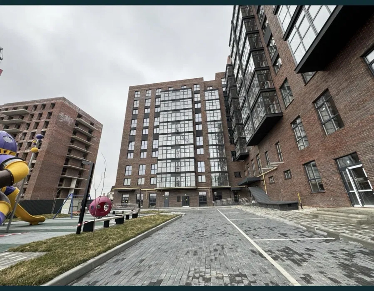 Продаж квартири ЖК Стандарт код № 213-112-621 фото 1 Продаж квартири ЖК Стандарт код № 213-112-621 фото 1