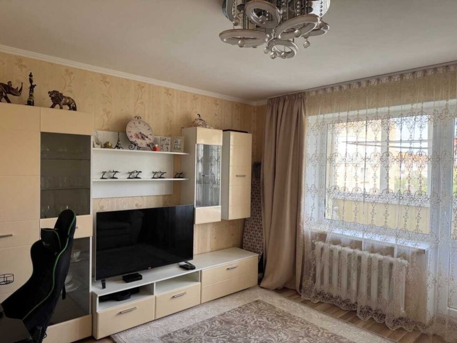 Продаж 3-x кімнатної квартири 55 000 $ код № 213-137-029 фото 1 Продаж 3-x кімнатної квартири 55 000 $ код № 213-137-029 фото 1