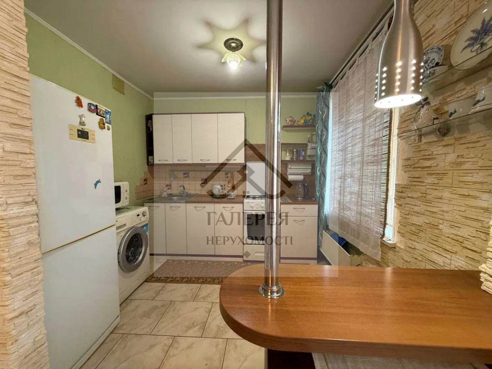 Продаж квартири на Океані код № 213-177-645 фото 1 Продаж квартири на Океані код № 213-177-645 фото 1