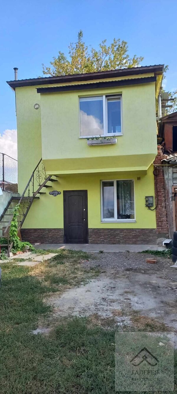 Продаж 2 рівневої квартири для проживання 2 родин або під бізнес Центральна частина міста фото 1 Продаж 2 рівневої квартири для проживання 2 родин або під бізнес Центральна частина міста фото 1