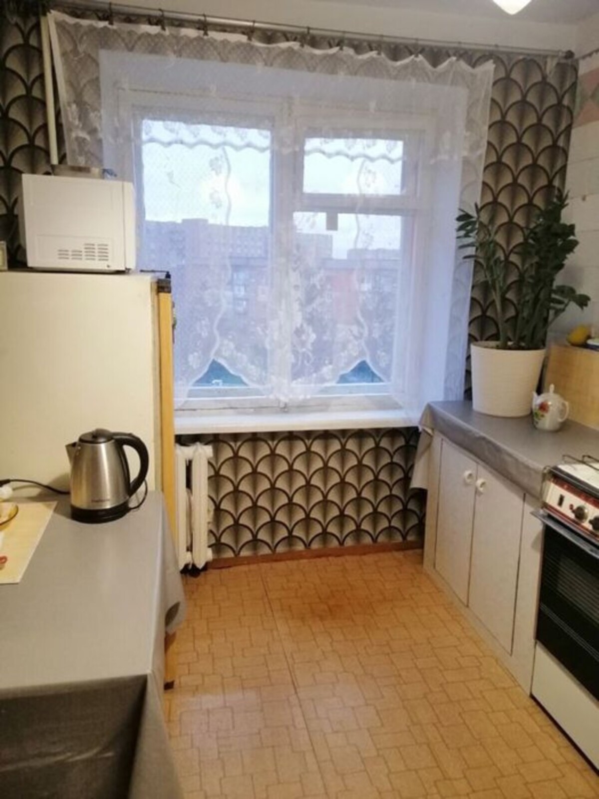 Продаж 2-х кімн квартири код № 212-959-941 Поділ фото 1 Продаж 2-х кімн квартири код № 212-959-941 Поділ фото 1
