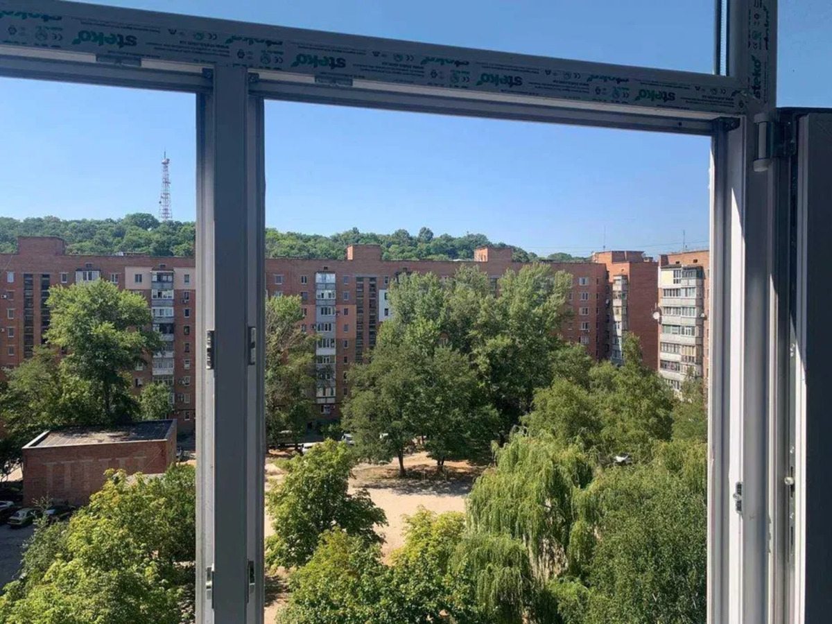 Продаж квартири на Подолі код № 213-156-865 фото 1 Продаж квартири на Подолі код № 213-156-865 фото 1