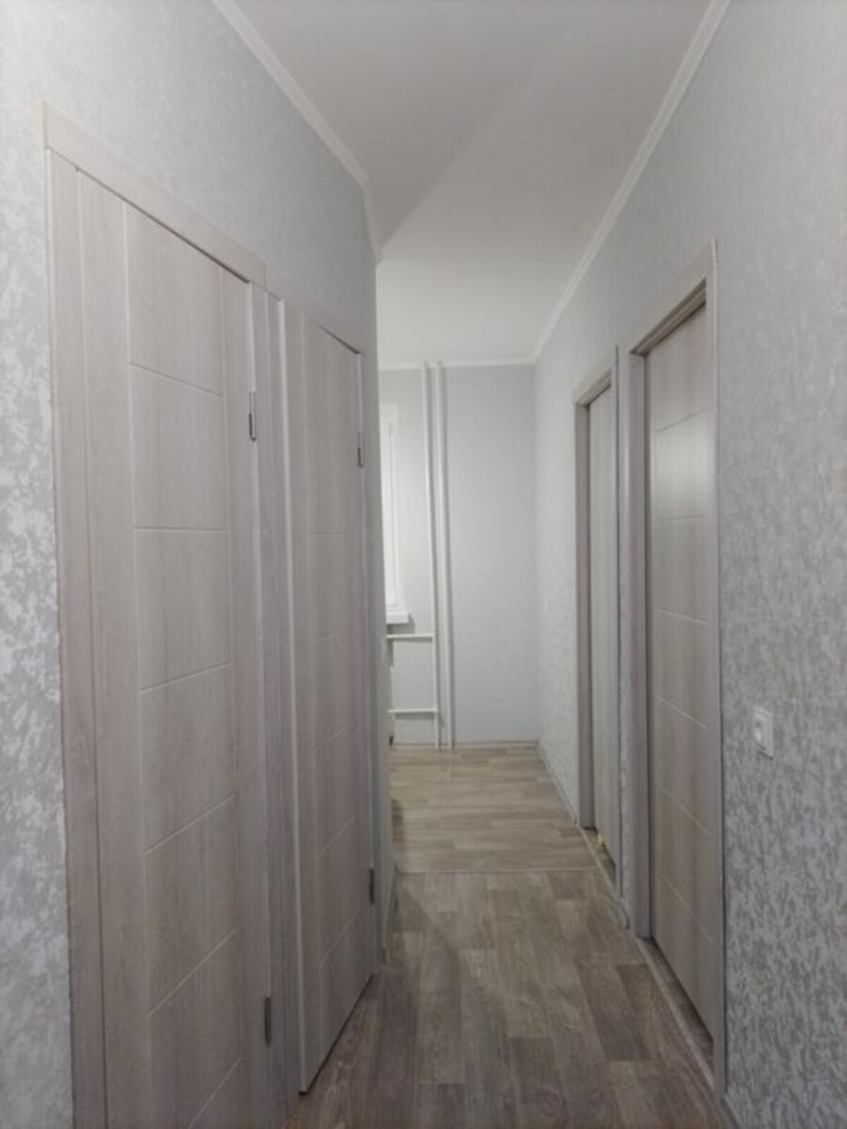 Продаж квартири в центральній частині міста код № 213-240-793 фото 1 Продаж квартири в центральній частині міста код № 213-240-793 фото 1