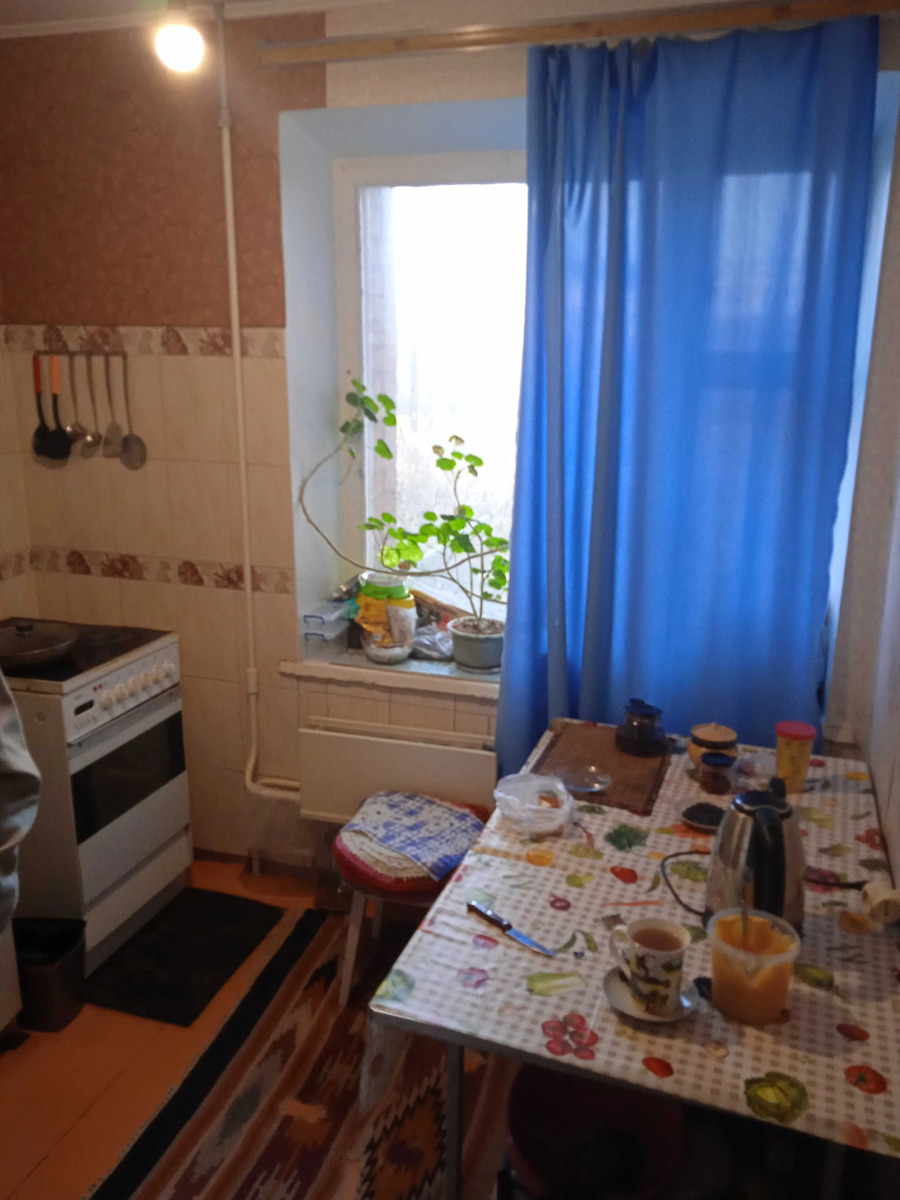 Продаж 1- квартири в цегляному будинку, 4 поверх із 9. фото 1 Продаж 1- квартири в цегляному будинку, 4 поверх із 9. фото 1