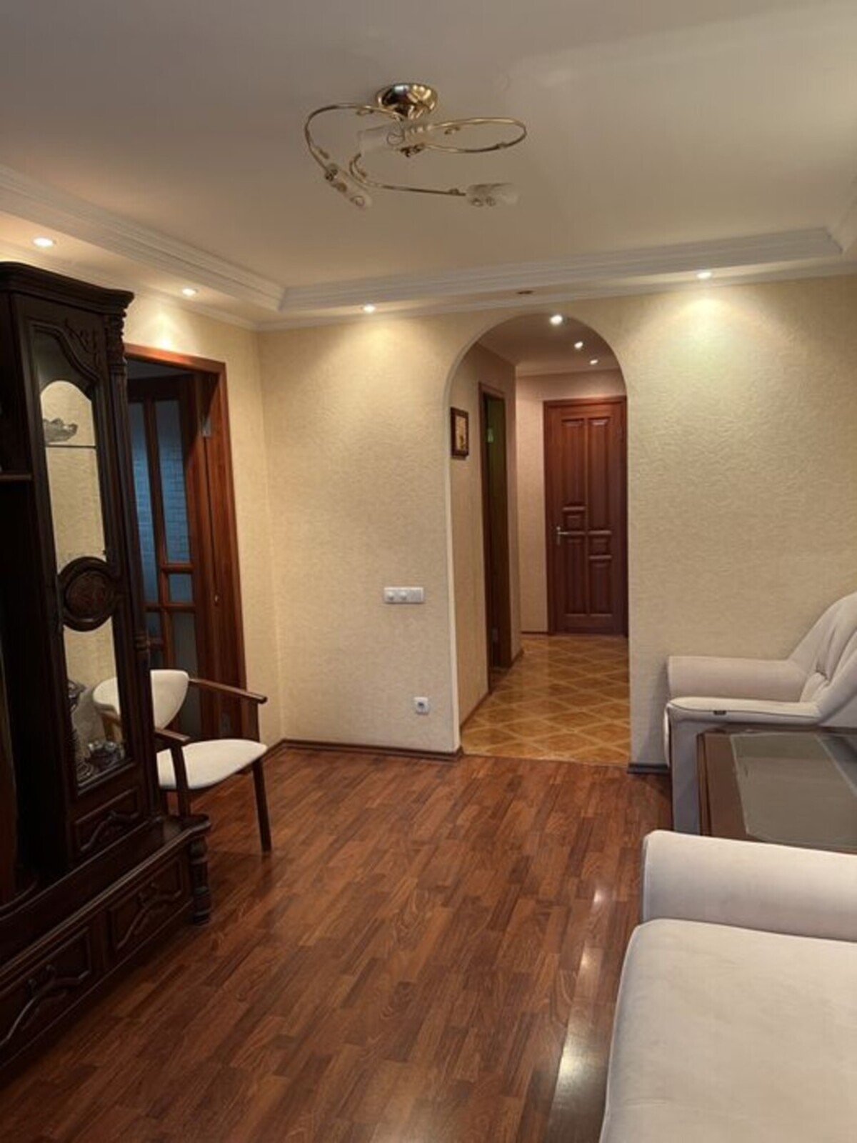 Продам 3 комнатную квартиру с ремонтом, мебелью и техникой (Алмазный) код № 213-044-993 фото 1 Продам 3 комнатную квартиру с ремонтом, мебелью и техникой (Алмазный) код № 213-044-993 фото 1