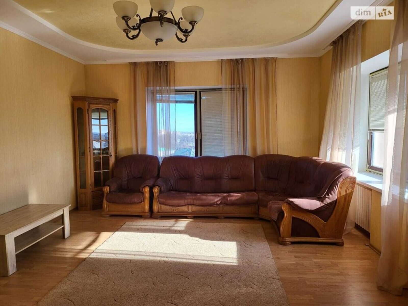 Продаж 3к квартири 107 кв. м на вул. Юліана Матвійчука фото 1 Продаж 3к квартири 107 кв. м на вул. Юліана Матвійчука фото 1