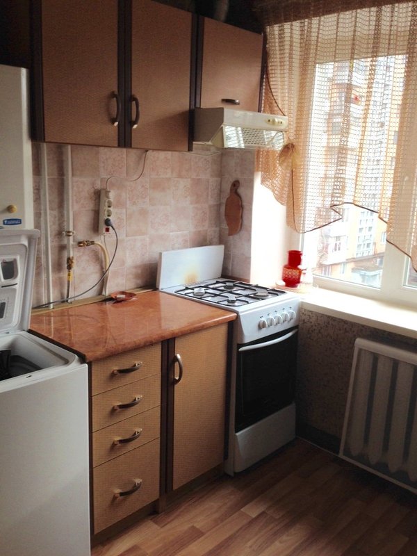 Продается 1 комн. квартира (32 м2) в г. Полтава код № 21-126-303 фото 1 Продается 1 комн. квартира (32 м2) в г. Полтава код № 21-126-303 фото 1