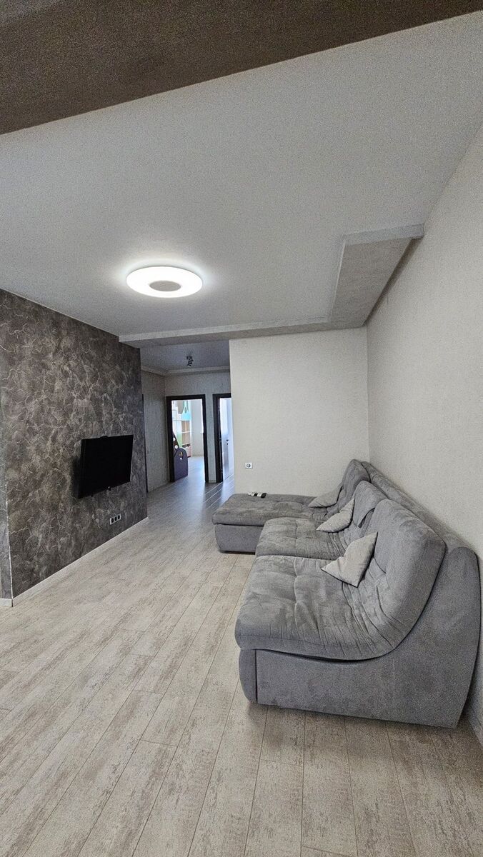 Продаж 3-х кімнатної квартири з ремонтом м-н Садовий 92.7 м2 фото 1 Продаж 3-х кімнатної квартири з ремонтом м-н Садовий 92.7 м2 фото 1
