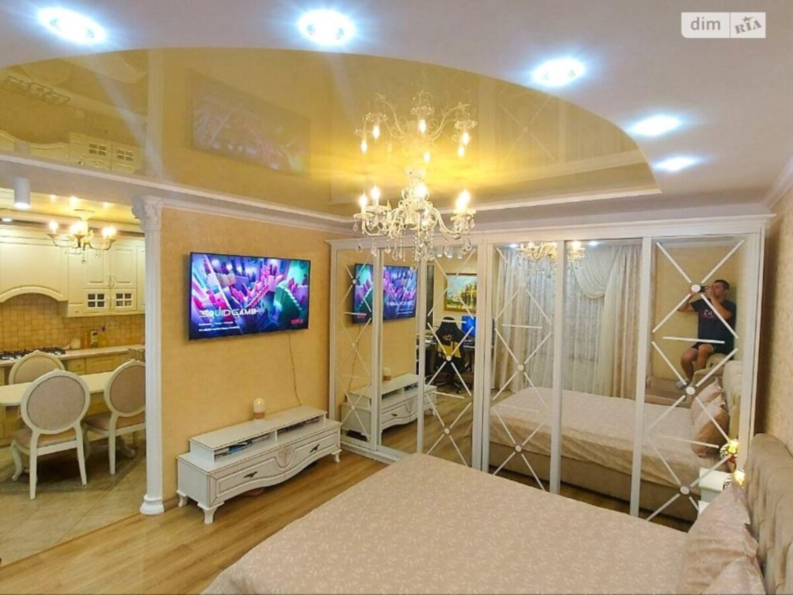 Продаж квартири код № 213-023-293 фото 1 Продаж квартири код № 213-023-293 фото 1