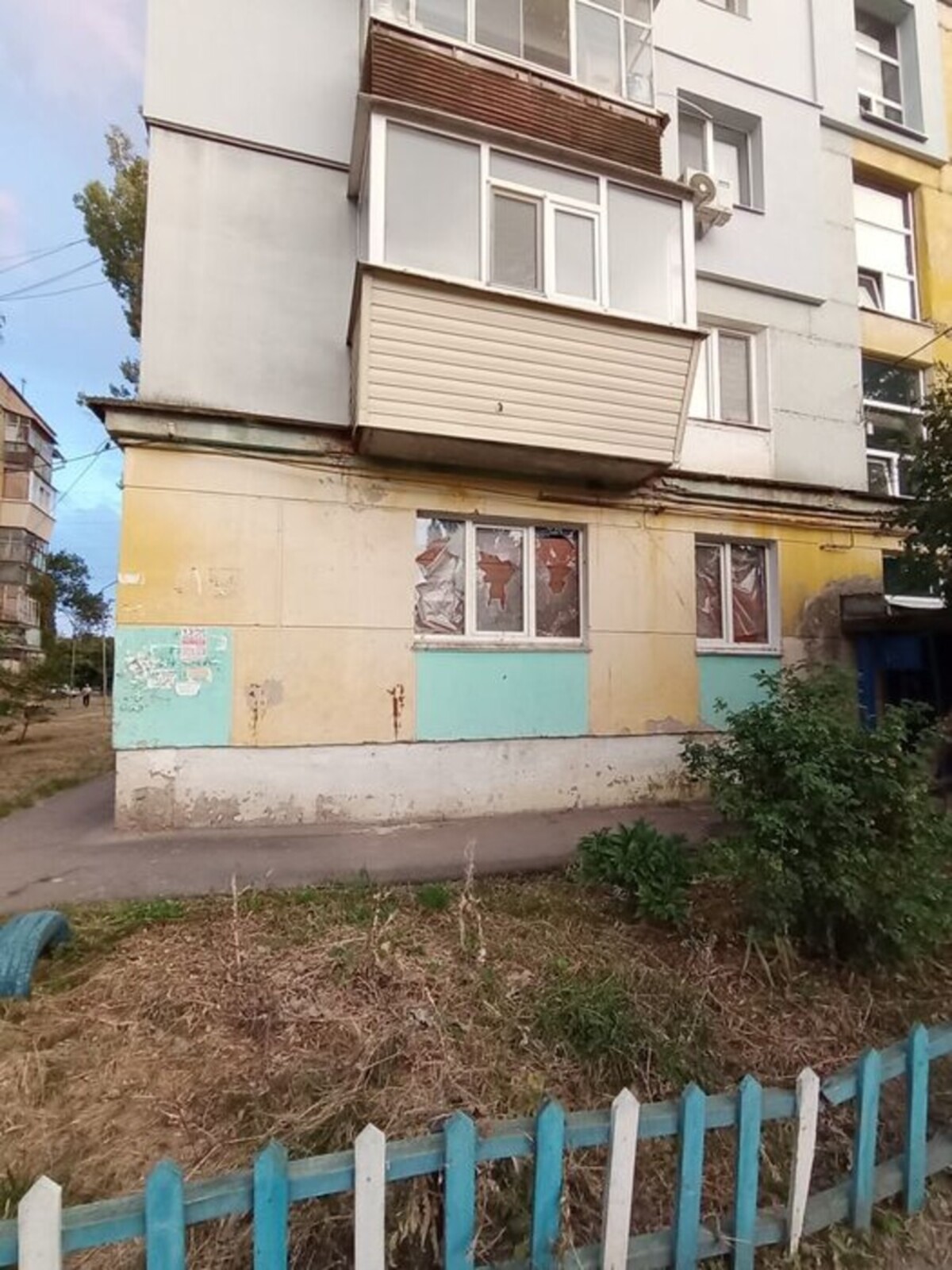 Продаж квартири на Браїлках код № 213-156-905 фото 1 Продаж квартири на Браїлках код № 213-156-905 фото 1