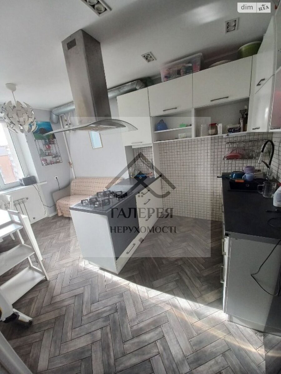Продаж 5 кімнатної дворівневої квартири Левада фото 1 Продаж 5 кімнатної дворівневої квартири Левада фото 1