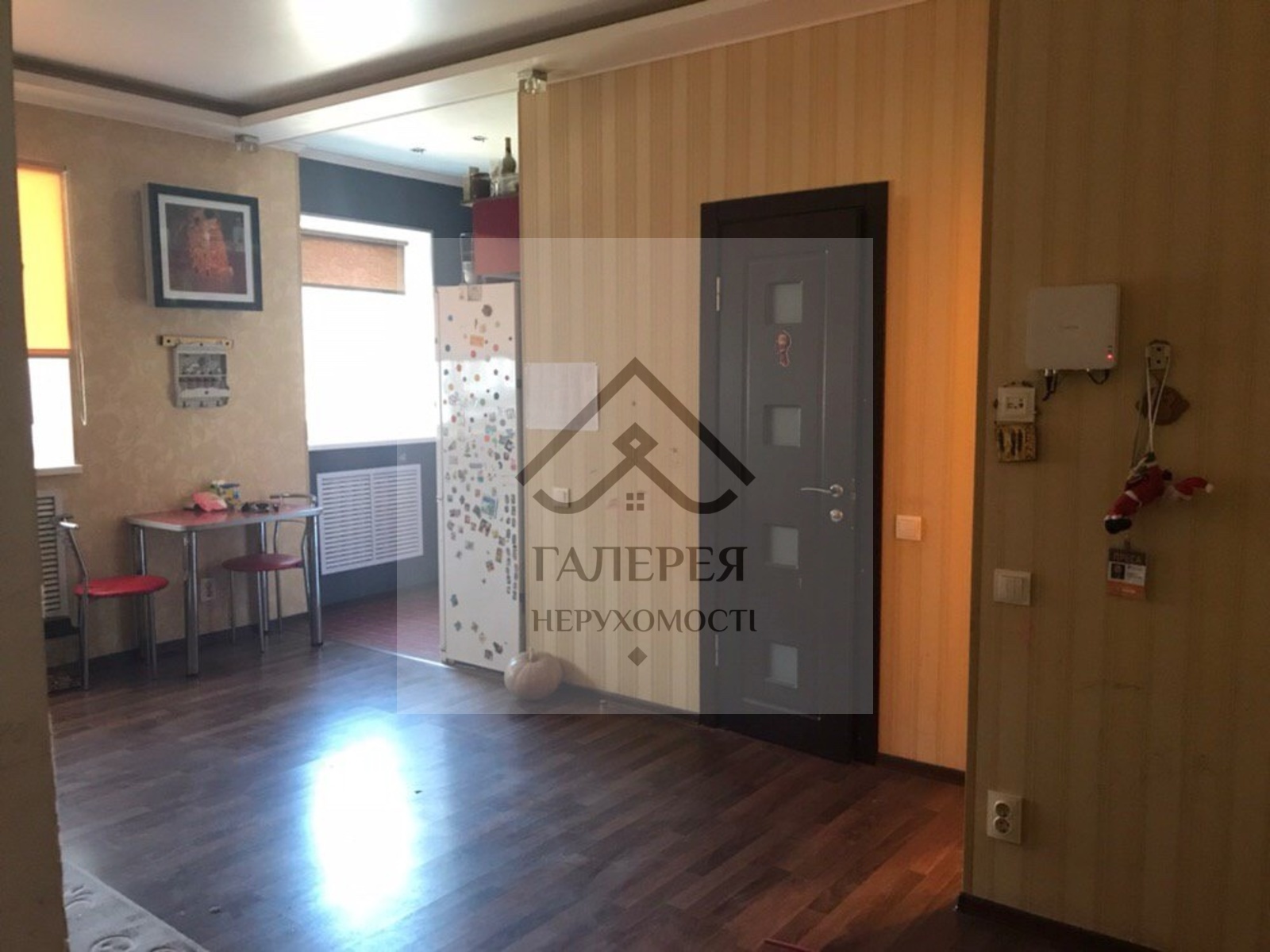 Продаж 3 кімнатної квартири в Центрі міста фото 1 Продаж 3 кімнатної квартири в Центрі міста фото 1