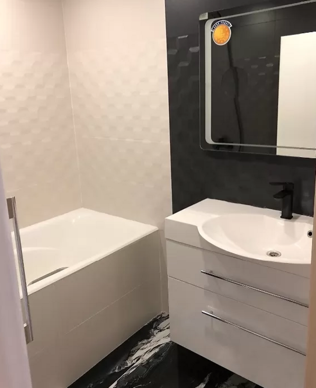 Продам 3ком. квартиру 106.6 кв. м, районі Боженка в Полтаві №212226832 фото 1 Продам 3ком. квартиру 106.6 кв. м, районі Боженка в Полтаві №212226832 фото 1