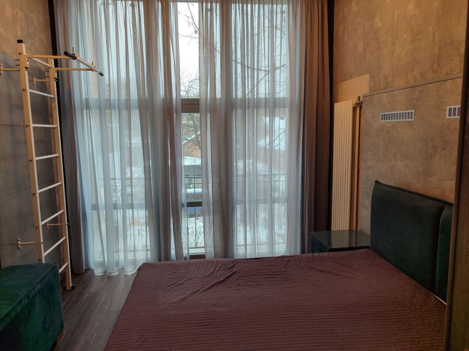 Продаж 3 кімнатної квартири в самому центрі міста фото 1 Продаж 3 кімнатної квартири в самому центрі міста фото 1