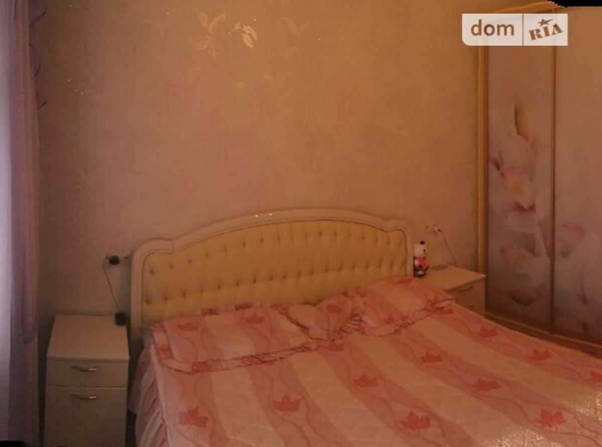 Продажа 3-х комнатной квартиры на Садах код №212445501 фото 1 Продажа 3-х комнатной квартиры на Садах код №212445501 фото 1